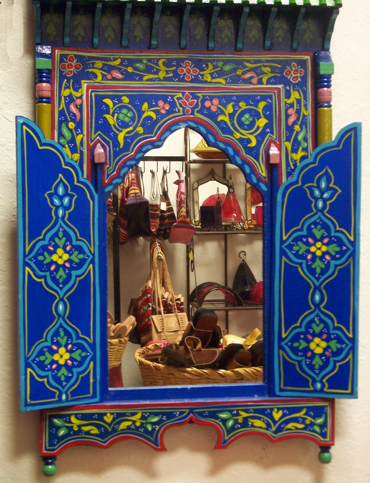 Moroccan Style: Blending Chic and Comfort