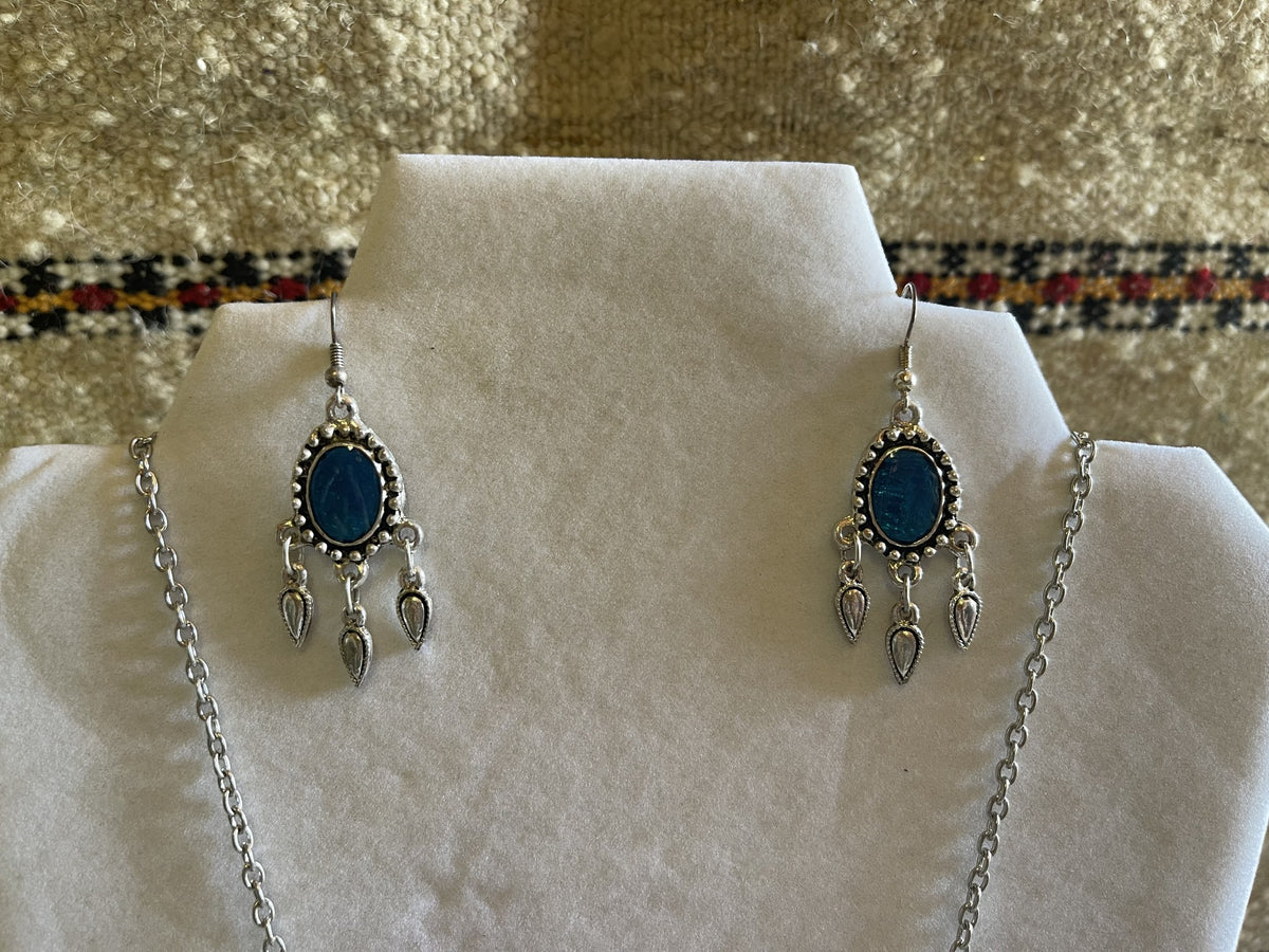 Amal Necklace Earrings Set Blue