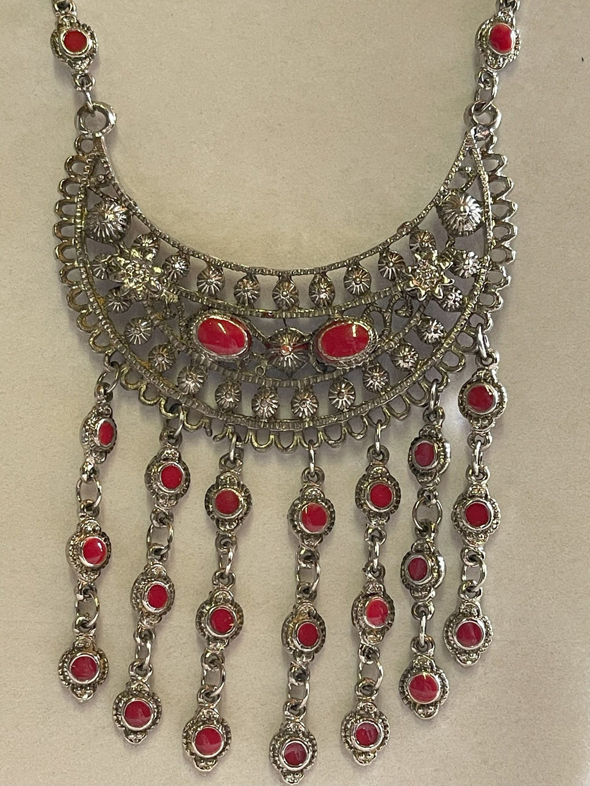 Amal Necklace Earrings Set Red