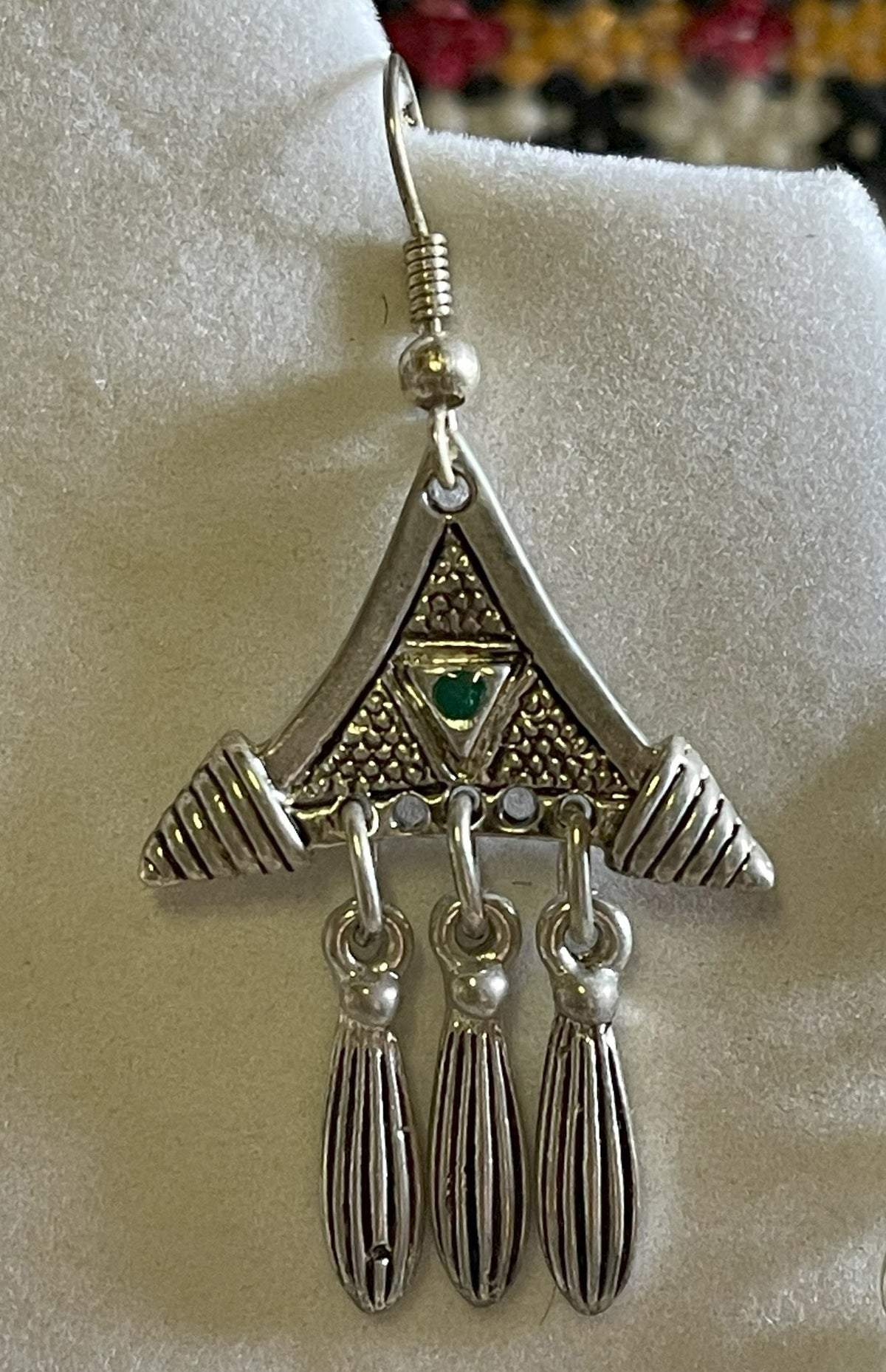 Amna Necklace Earrings Set Green