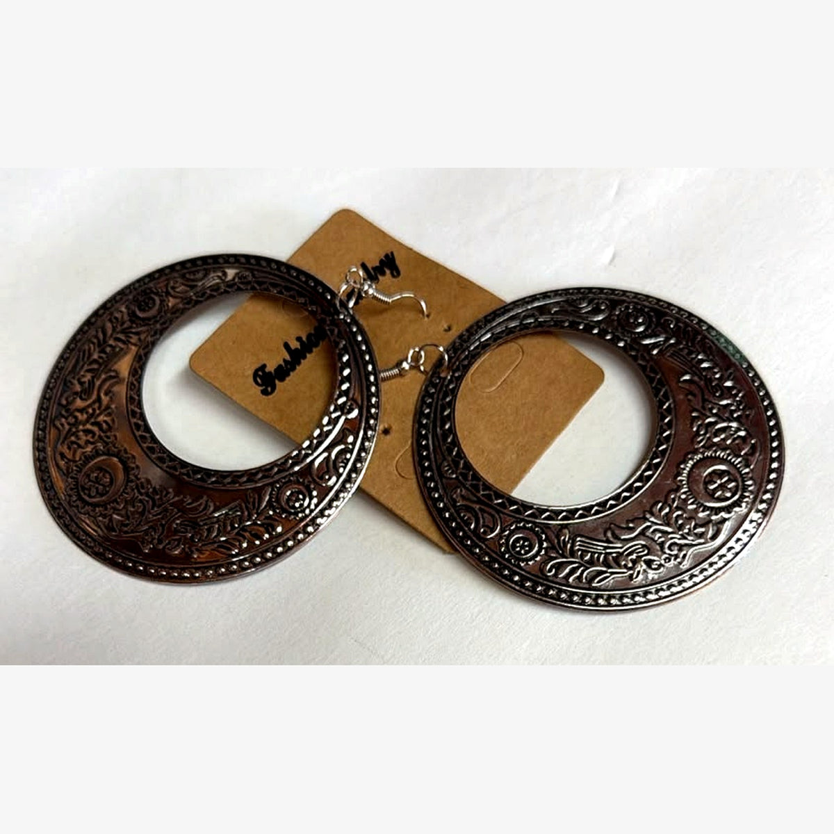 Circle Heart Engraved Disc Earrings Silver