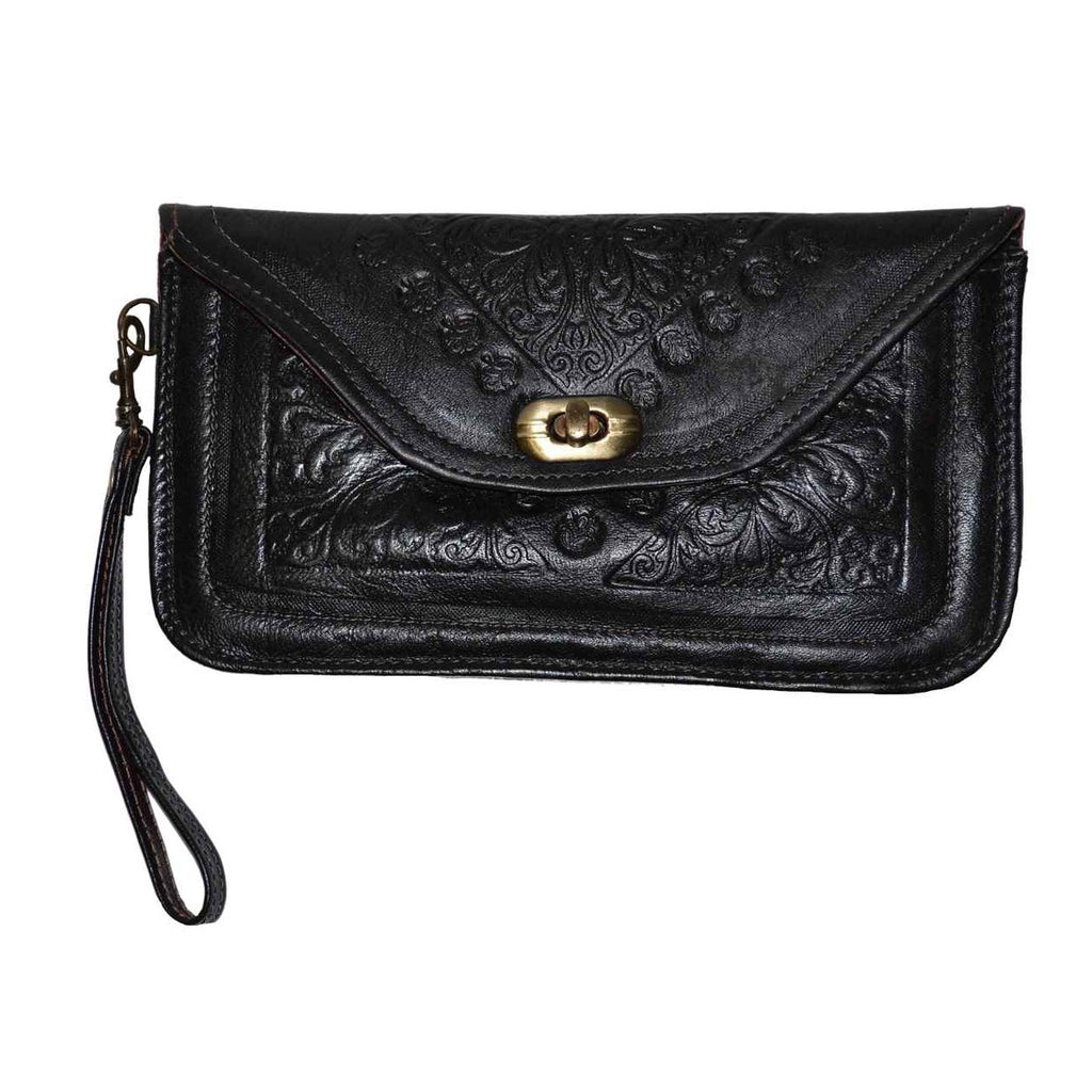 Marwa Leather Clutch Carved - Black