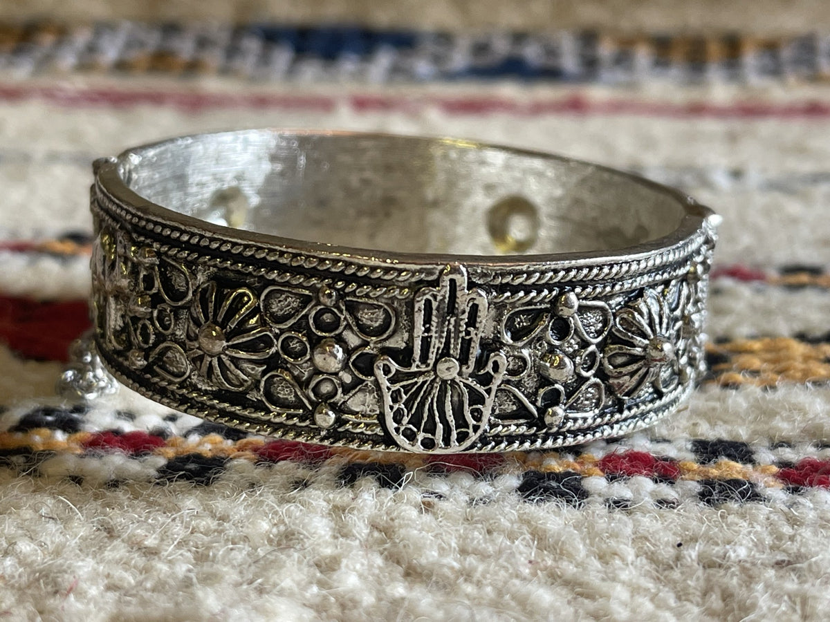 Hand of Fatima Filigree Bangle