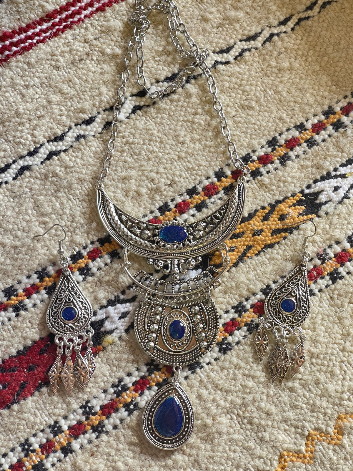 Monia Necklace Earrings Set Blue