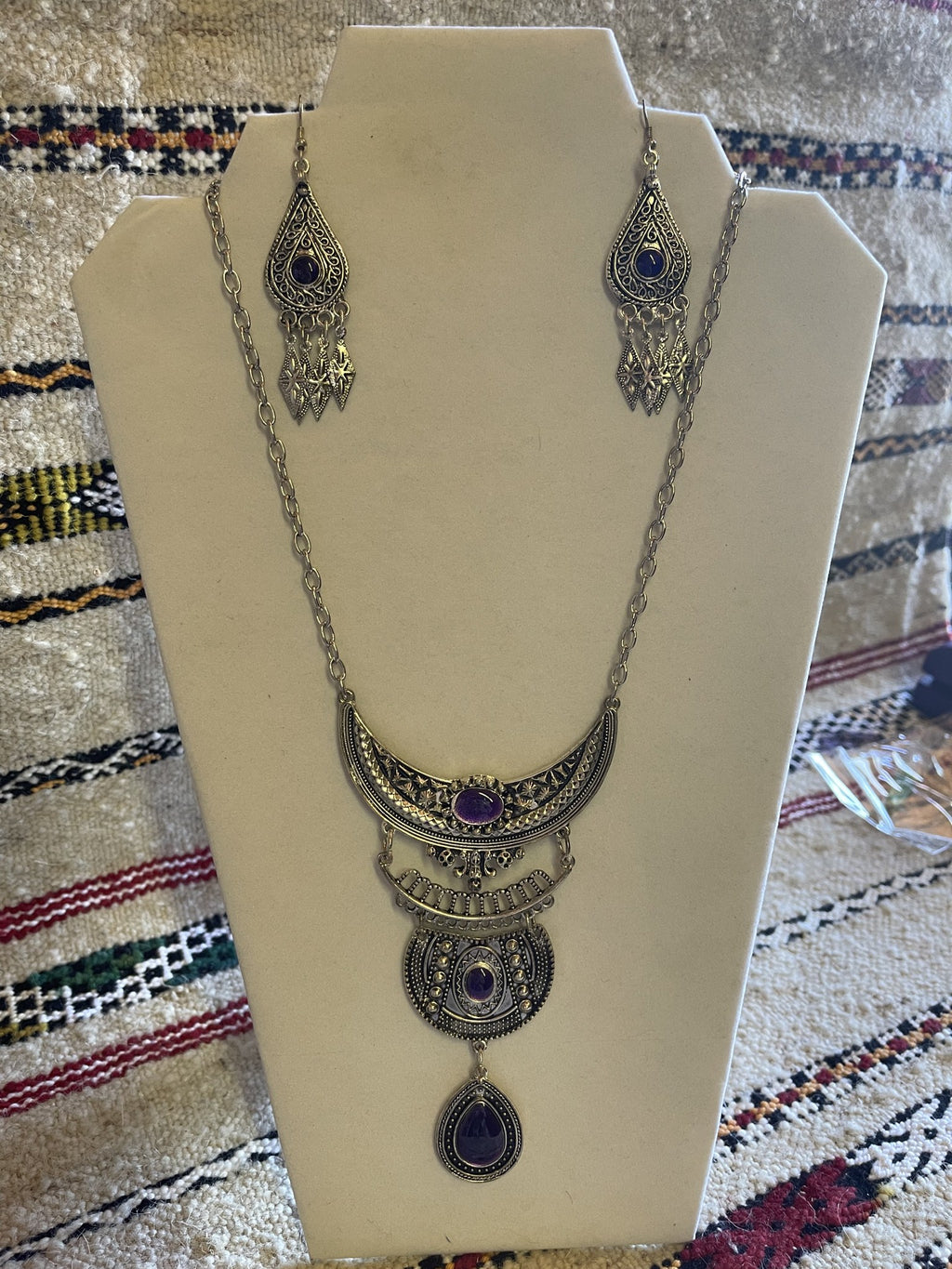 Monia Necklace Earrings Set Purple