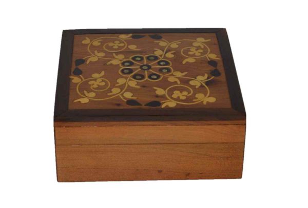Lwimina Thuya Box Medium-2390
