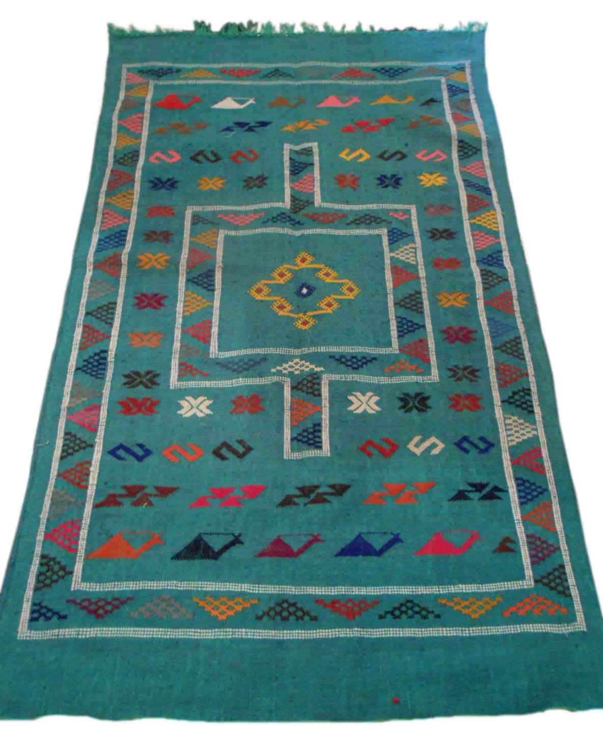 home with moroccan rugs