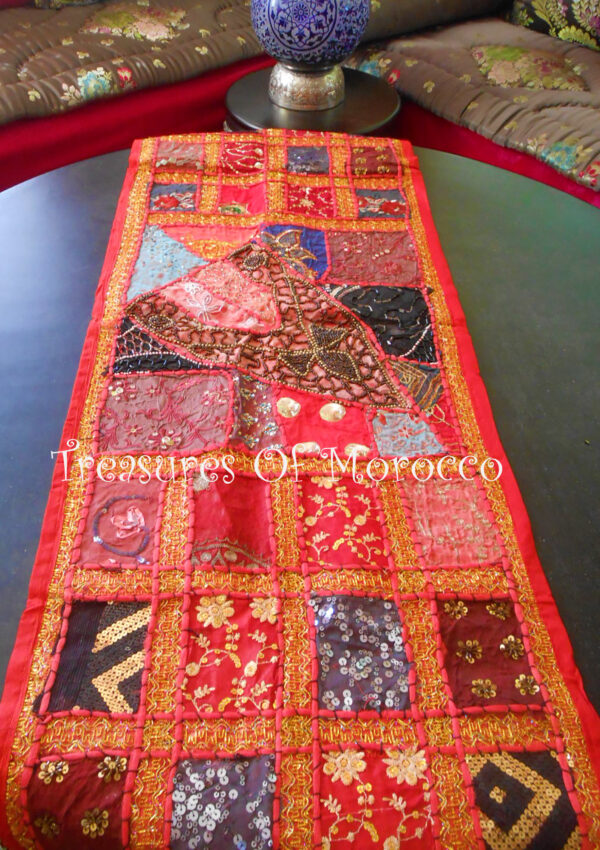 Indian Table Runner Room Décor Cloth Embroidered Patchwork Red